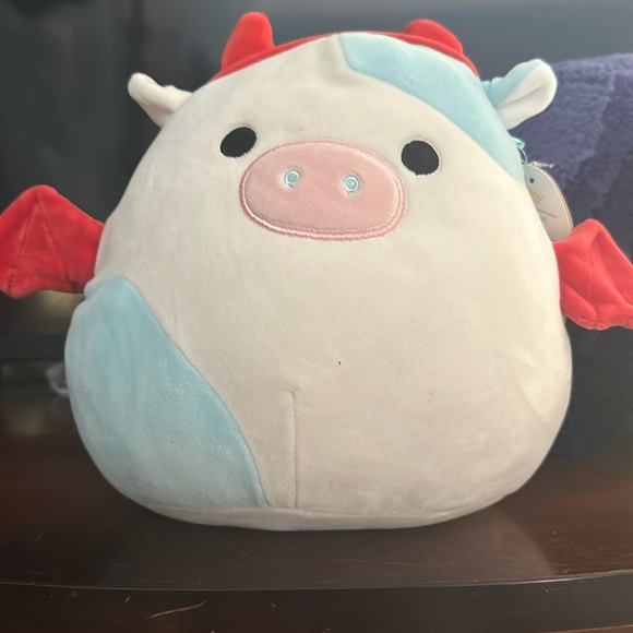 Devil cow squishmallow. With tag - Picture 1 of 2